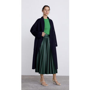 Zara green faux leather pleated maxi skirt size XS.